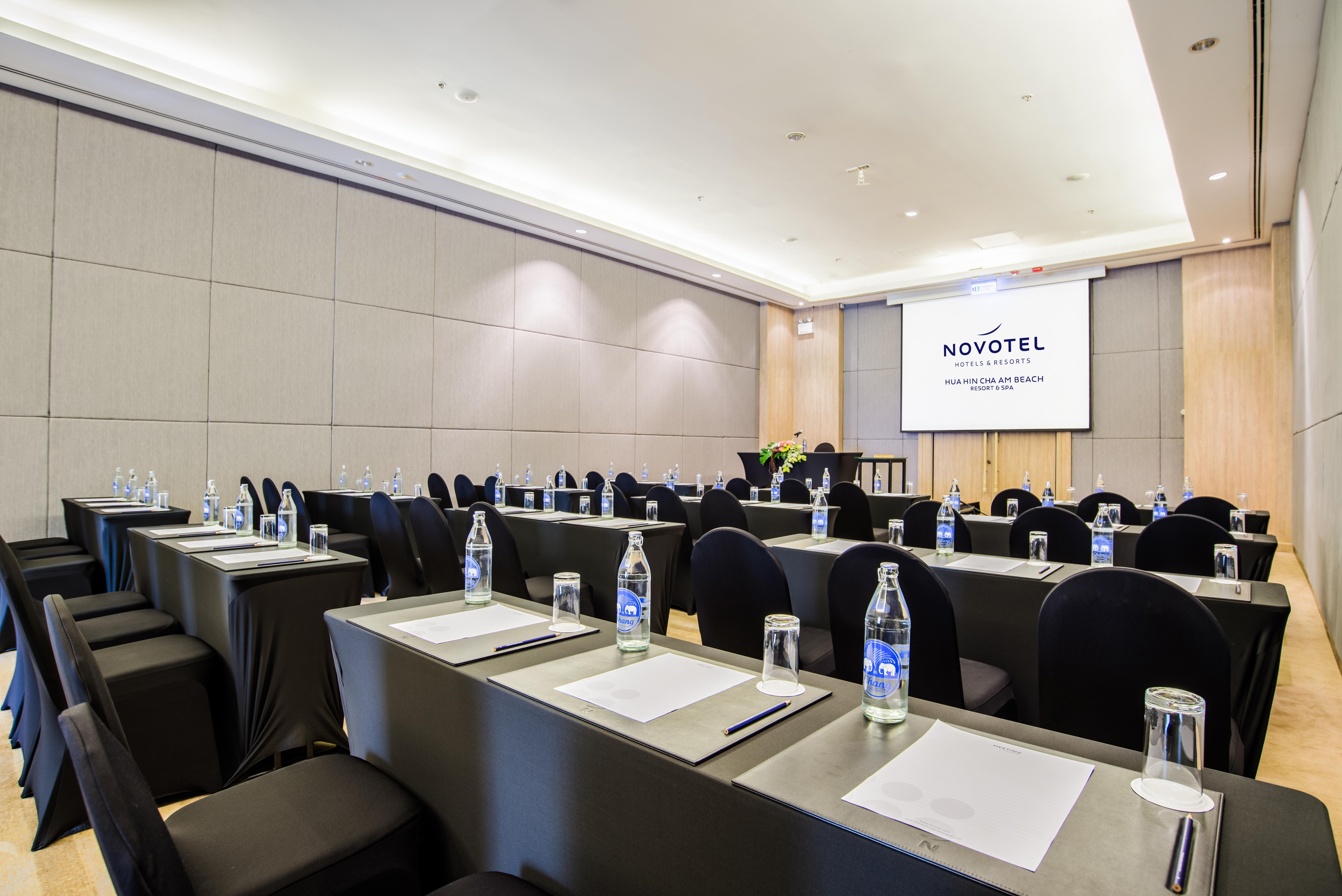 โรงแรม เดสติเนชั่น รีสอร์ต หัวหิน ชะอำบีช รีสอร์ต แอนด์ สปา 4*