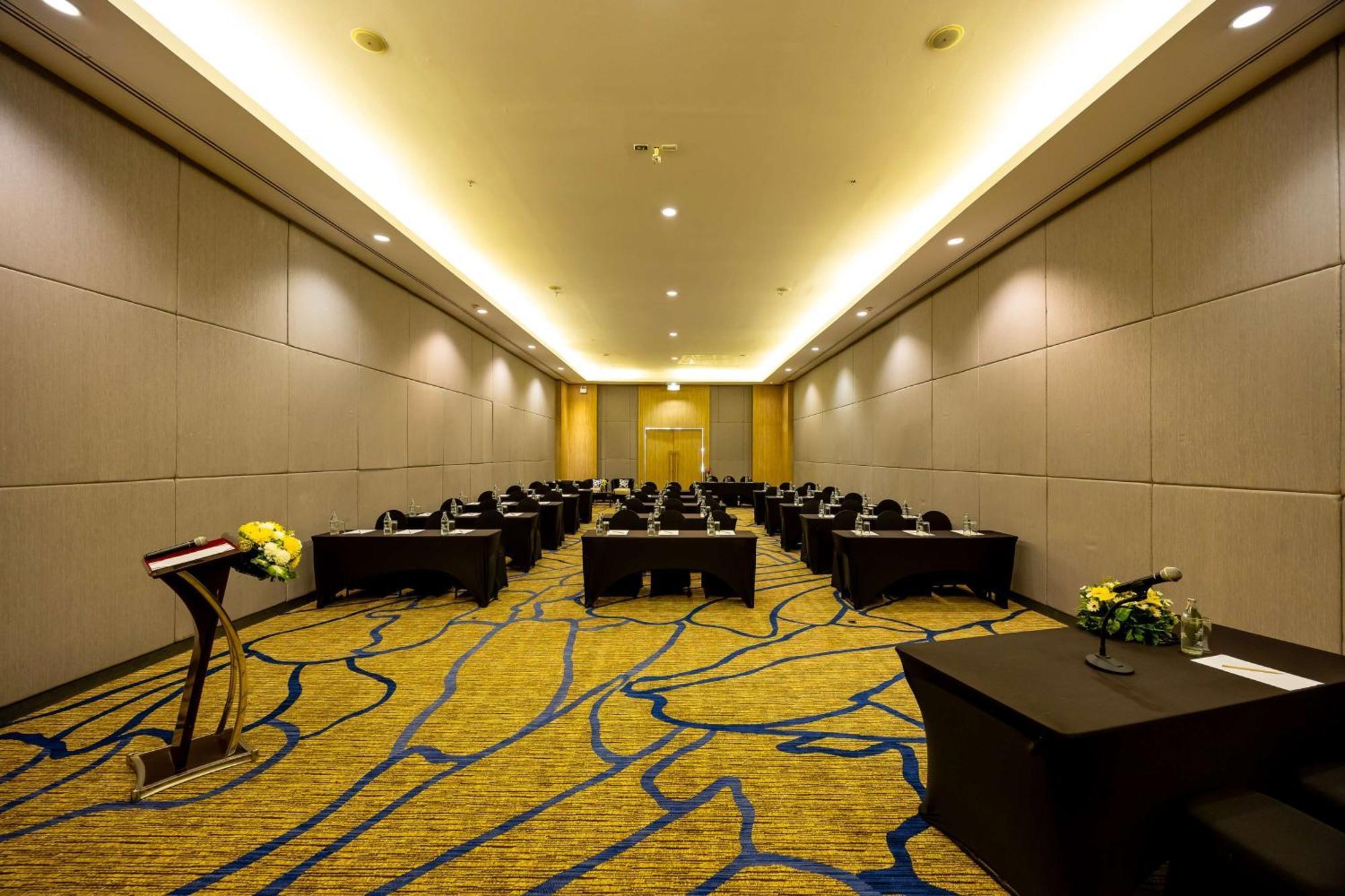 เดสติเนชั่น รีสอร์ต หัวหิน ชะอำบีช รีสอร์ต แอนด์ สปา 4* ชะอำ